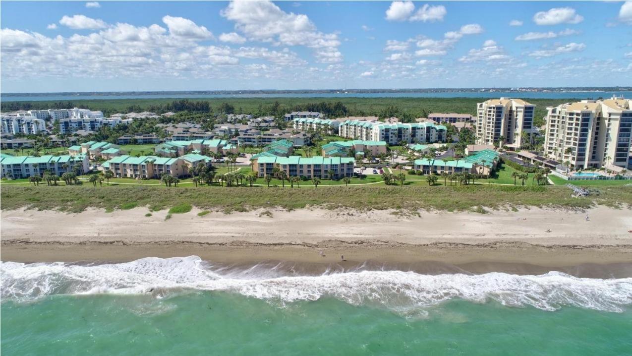 Beach Getaway - Ocean Beach, Tennis, Golf, Pool With Tiki Bar Fort Pierce Kültér fotó